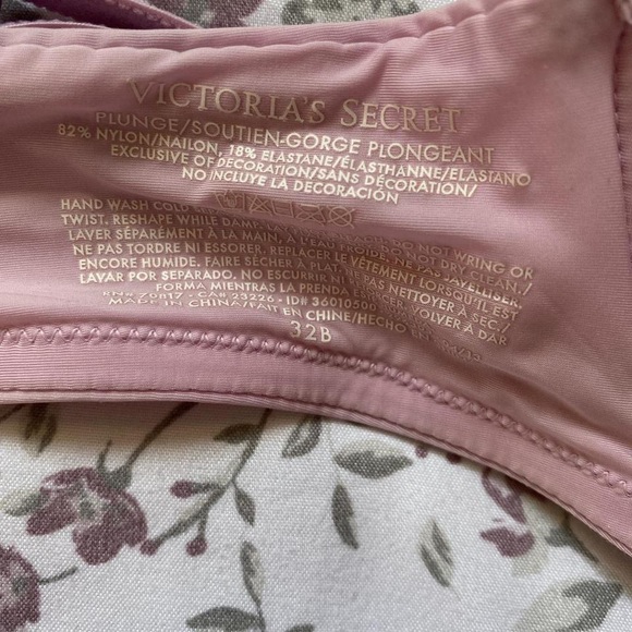 Victoria’s Secret Bras - Picture 3 of 3
